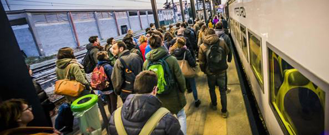 violenza-su-capotreno-big89.jpg