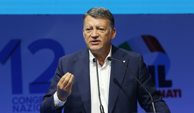 Bombardieri: “Il confronto sul futuro di Stellantis sia trilaterale”