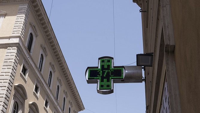 “Servono impegno concreto e ammortizzatori sociali automatici”