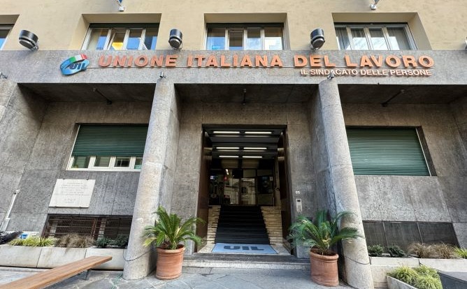 Bombardieri e Palombella: “Prima del tavolo al Mimit, Elkann incontri i Sindacati”