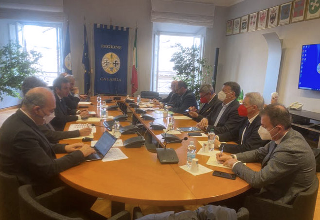 Bombardieri: “Aprire subito una vertenza Calabria”