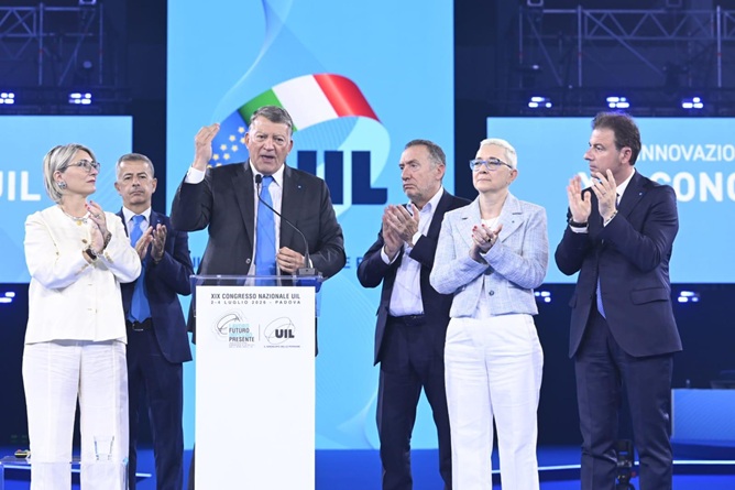 Concluso il Congresso: standing ovation per il Segretario Confermata Segreteria e tesoriere