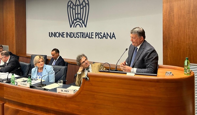 Bombardieri: “Questa patente a punti, presa in giro di chi ha perso vita sul lavoro”