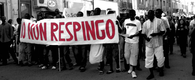 Migranti, nei futuri hotspot già emessi centinaia di respingimenti «differiti»