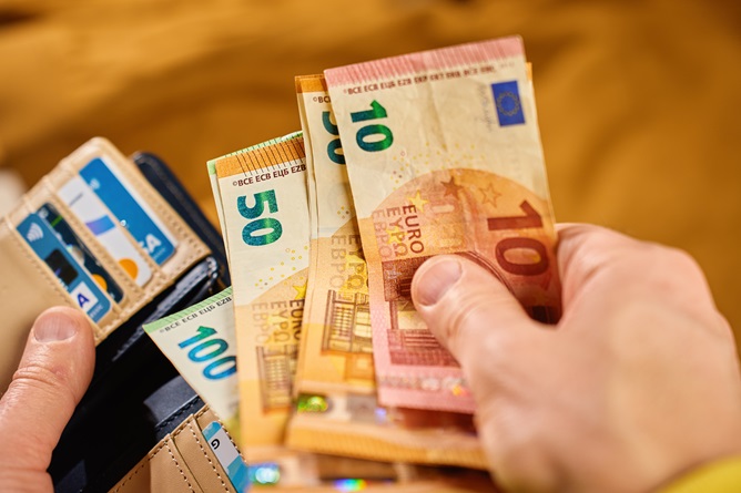 Da governo e datori silenzio imbarazzante 