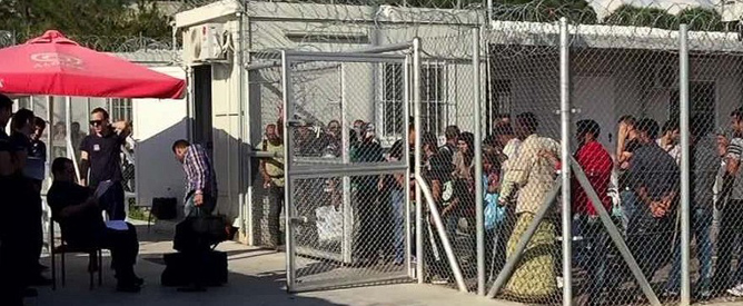 Viaggio di un migrante: una barca, un treno, una bicicletta, due arresti e un giro in macchina